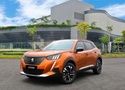 THACO AUTO tặng xe Peugeot 2008 cho vận động viên điền kinh Nguyễn Thị Oanh