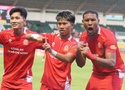 Công an TPHCM đẩy HAGL trở lại cuộc đua trụ hạng V.League