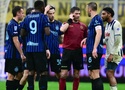 Inter nổi cơn thịnh nộ về công tác trọng tài: Hậu quả của "vụ Bastoni"?