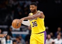 Sự thật rùng rợn: Marcus Smart từng thi đấu tại NBA suốt 6 năm với mảnh kính găm trong tay