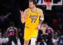 Luka Doncic ghi 60 điểm lịch sử, kéo dài chuỗi thắng của Los Angeles Lakers lên con số 8
