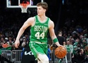 "Chạy sô" 2 trận NBA 1 ngày, chàng lính mới vô danh khắc tên vào lịch sử Boston Celtics