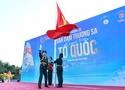 Khoảnh khắc thiêng liêng hướng về Tổ quốc với Lễ thượng cờ Tiền Phong Marathon 2026