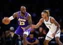 Chạm mốc 50 chiến thắng mùa này, Lakers chứng kiến LeBron James làm nên lịch sử