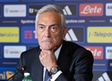 Chủ tịch LĐBĐ Italia "đầu hàng" dưới áp lực sau thất bại của Azzurri ở World Cup