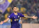 Hoàng Hên bùng nổ, Hà Nội FC thắng đậm và thổi lửa cuộc đua top 3 V.League
