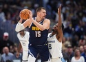 Vượt mặt Wilt Chamberlain, Nikola Jokic đi vào lịch sử với kỷ lục chưa từng có tại NBA