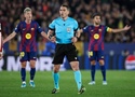 UEFA bác bỏ khiếu nại của Barcelona về tình huống Pubill để bóng chạm tay
