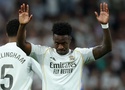 Vinicius bị la ó và phải xin lỗi sau khi ghi bàn thắng giúp Real Madrid dẫn 2-0
