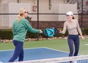 Ai xử lý bóng giữa sân? Bài toán chiến thuật khó nhất của pickleball đôi