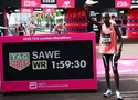 Sebastian Sawe phá tan các mốc thời gian của Kelvin Kiptum khi lập kỷ lục marathon thế giới