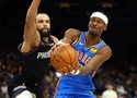 Bùng nổ tại NBA Playoffs: OKC Thunder nối dài chuỗi thành tích hoàn hảo với màn "quét sạch" Suns