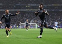 Vinicius lập cú đúp giúp Real Madrid trì hoãn màn ăn mừng chức vô địch của Barcelona
