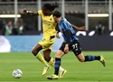 AC Milan bị dẫn trước 0-3, bị la ó và nguy cơ mất suất dự Champions League