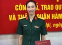 Nguyệt Anh được thăng quân hàm Thiếu tá, phần thưởng cho tinh thần chiến binh của chủ công áo lính