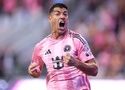 Luis Suarez để ngỏ khả năng trở lại tham dự World Cup 2026 nhưng Bielsa nói không