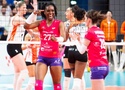 Olympiacos chiêu mộ đối chuyền người Mỹ Taylor Bannister