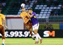 HAGL ngược dòng hạ Hà Nội, chính thức trụ hạng V.League trước một vòng đấu