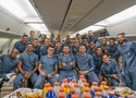 Chuyên cơ tuyển Brazil được “rửa tội” bằng vòi rồng trước hành trình World Cup