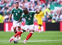 Đáp trả mọi hoài nghi, Quinones ghi dấu ấn trong chiến thắng mở màn của Mexico