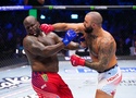 Josh Hokit kéo dài chuỗi bất bại hạng nặng sau khi "tàn phá" Derrick Lewis tại UFC Nhà Trắng