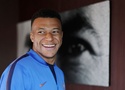Vị trí tiền đạo cắm của Mbappe ở tuyển Pháp bị... 61% người hâm mộ phản đối