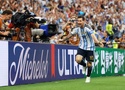 Messi lập cú đúp lịch sử, Argentina đoạt vé vào vòng 32 đội World Cup 2026