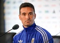 HLV Scaloni: "Khi Messi thăng hoa, cả Argentina cùng thăng hoa"