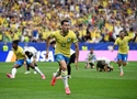 Martinelli đóng vai người hùng ở phút 90+6 đưa Brazil vào vòng 1/8