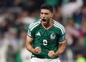 Video: Raul Jiménez lập siêu phẩm, Mexico nhân đôi cách biệt trước Ecuador