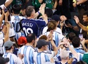 CĐV Argentina gây sốt với hành động đẹp dành cho Cape Verde