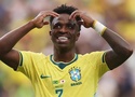 Vì sao Vinicius nhường đá phạt đền cho Bruno Guimaraes?