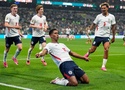 Anh xuất sắc đánh bại Mexico để lọt vào tứ kết World Cup dù chơi thiếu người