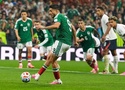 VIDEO: Bàn thắng rút ngắn tỷ số còn 2-3 của Jimenez cho Mexico trước Anh