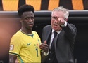 Vinicius nói về việc lựa chọn đá phạt đền: "Tôi chưa bao giờ né tránh trách nhiệm"