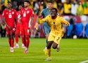 Caleb Yirenkyi: Hành trình từ đám cỏ cháy châu Phi đến người hùng ghi bàn cho Ghana ở đêm mưa World Cup