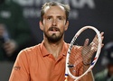 Quần vợt Rome Masters 2026: Daniil Medvedev lội ngược dòng ngoạn mục trước “hiện tượng” Martin Landaluce để vào bán kết