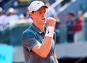 Quần vợt Madrid Open 2026: Jannik Sinner thắng ngược Benjamin Bonzi và tham vọng xô đổ kỷ lục của Djokovic - Nadal