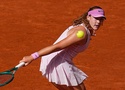Thắng nhanh trận đầu quần vợt Roland Garros, Mirra Andreeva ca ngợi huấn luyện viên Conchita Martinez