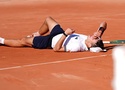 Jakub Mensik chỉ trích điều kiện thời tiết khắc nghiệt tại quần vợt Roland Garros khi gục ngã sau chiến thắng 5 set