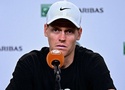 Jannik Sinner xác nhận hủy lịch thi đấu sân cỏ để hồi phục sau thất bại tại Roland Garros 2026