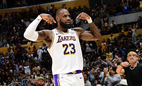 LeBron James có triple-double, Anthony Davis ném game-winner giúp Lakers nối dài mạch bất bại