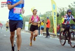 Nguyễn Thị Oanh "bật mí" chuyện phá kỷ lục trên đường chạy Viettel Marathon 2024 chặng Việt Nam