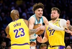 Loay hoay hậu bom tấn Luka Doncic, Los Angeles Lakers lại thua đội áp chót trên BXH