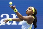 "Thần đồng" quần vợt Mỹ Coco Gauff lại thất vọng về cú giao bóng tại Montreal