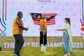 Nur Syafiqah giành huy chương vàng đầu tiên tại SEA Games ở nội dung đơn nữ Pencak Silat
