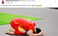 Quặn lòng hình ảnh Đình Bắc xin lỗi sau trận thua U23 Trung Quốc
