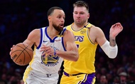 Top áo đấu bán chạy nhất NBA giữa mùa giải 2025-26: Stephen Curry "đòi lại ngai vàng" từ Luka Doncic