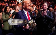 Tổng thống Donald Trump muốn mời 10 vạn khách đến Nhà Trắng xem UFC