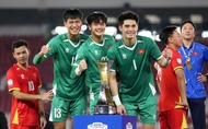 Không ngủ quên trên hào quang U23 châu Á, hai thủ môn trẻ ghi điểm mạnh với HLV Kim Sang Sik